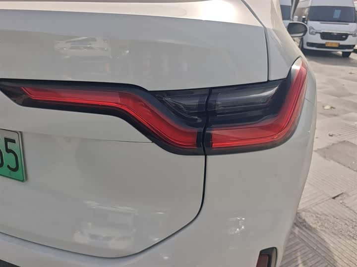 Фото 8 - Nio EC6