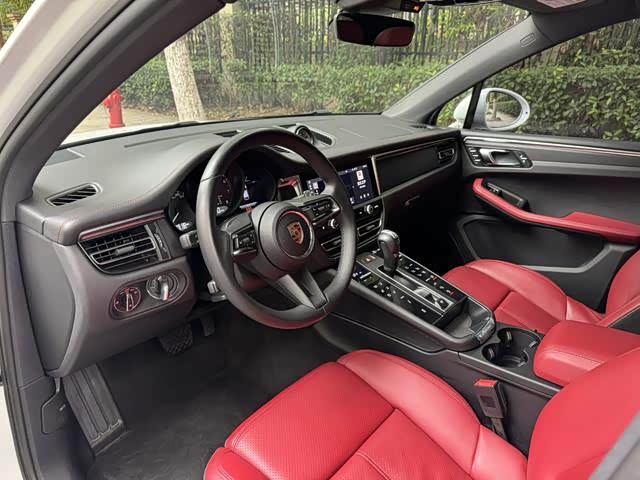 Фото 3 - Porsche Macan