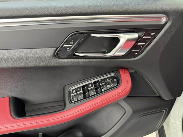 Фото 5 - Porsche Macan