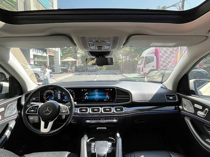 Фото 11 - Mercedes-Benz GLE-Class