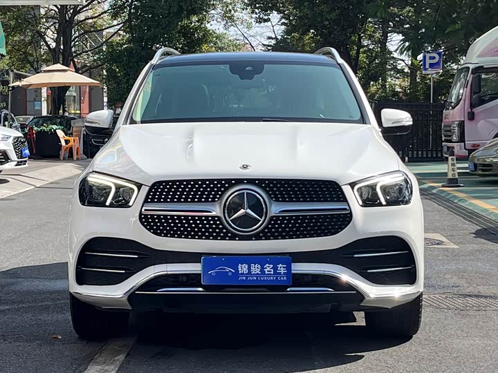 Фото 2 - Mercedes-Benz GLE-Class