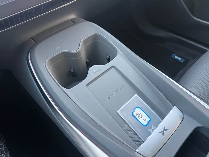 Фото 12 - XPeng Mona M03