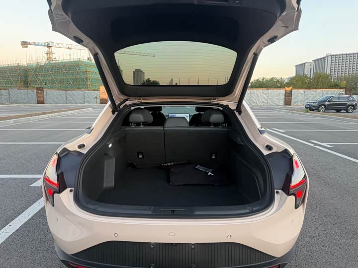 Фото 22 - XPeng Mona M03