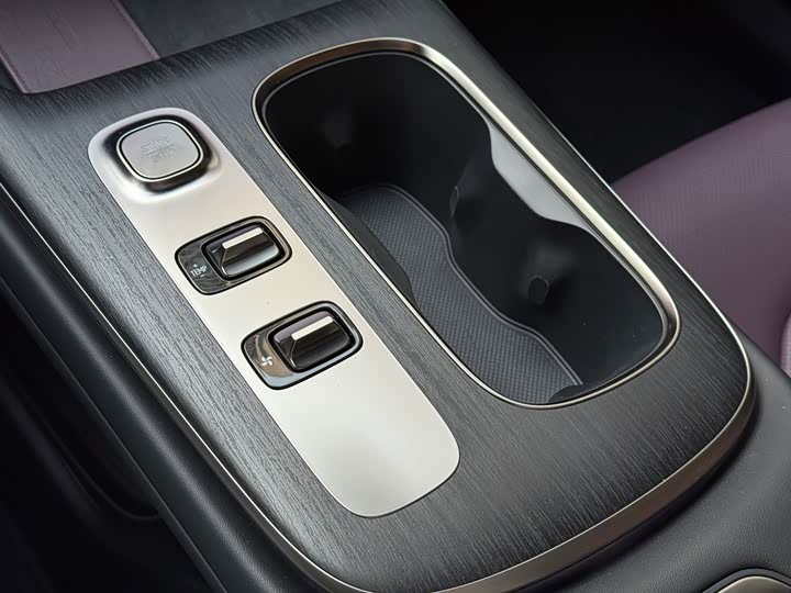 Фото 13 - Xiaomi SU7