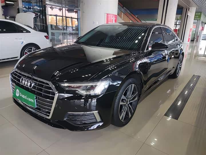 Фото 1 - Audi A6L