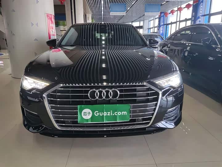 Фото 3 - Audi A6L