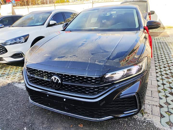 Фото 3 - Volkswagen Passat