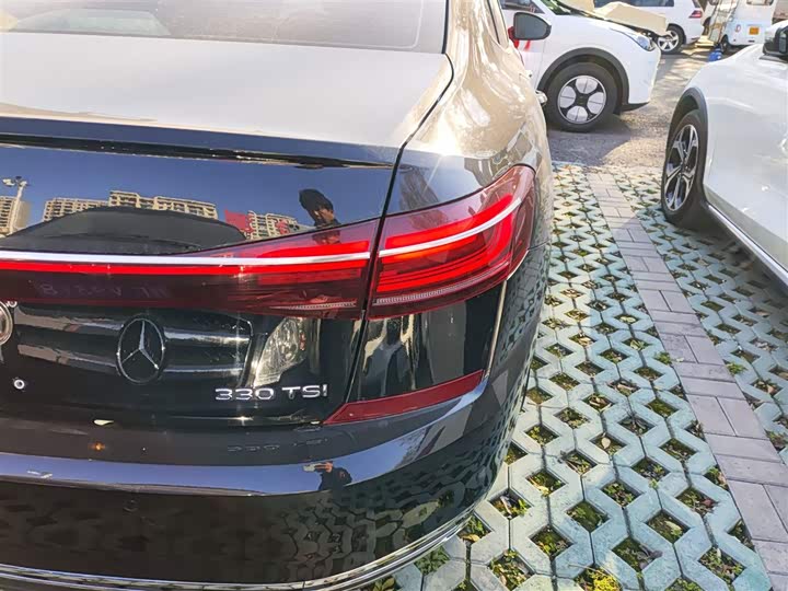 Фото 8 - Volkswagen Passat