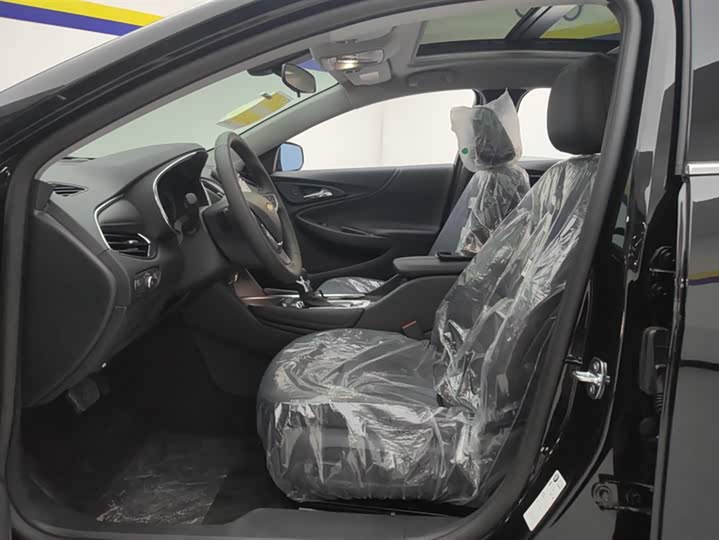 Фото 9 - Chevrolet Malibu XL