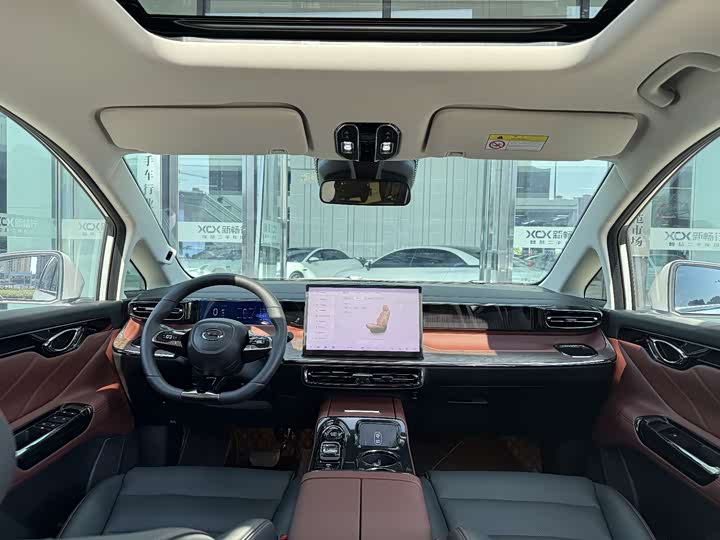 Фото 13 - GAC Trumpchi E8