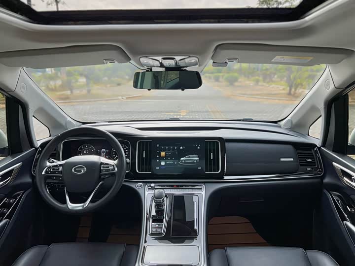 Фото 15 - GAC Trumpchi M8