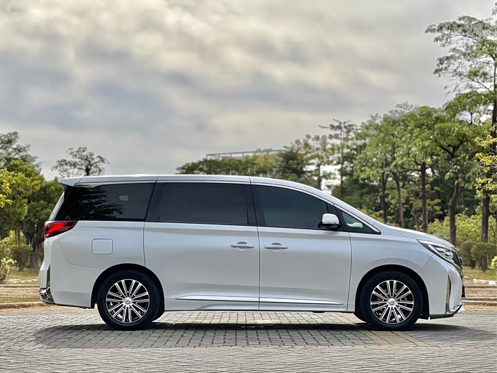 Фото 20 - GAC Trumpchi M8