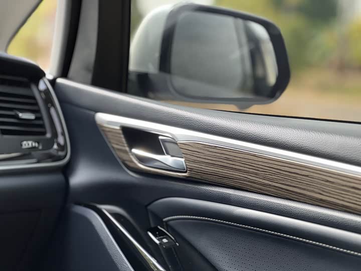 Фото 26 - GAC Trumpchi M8