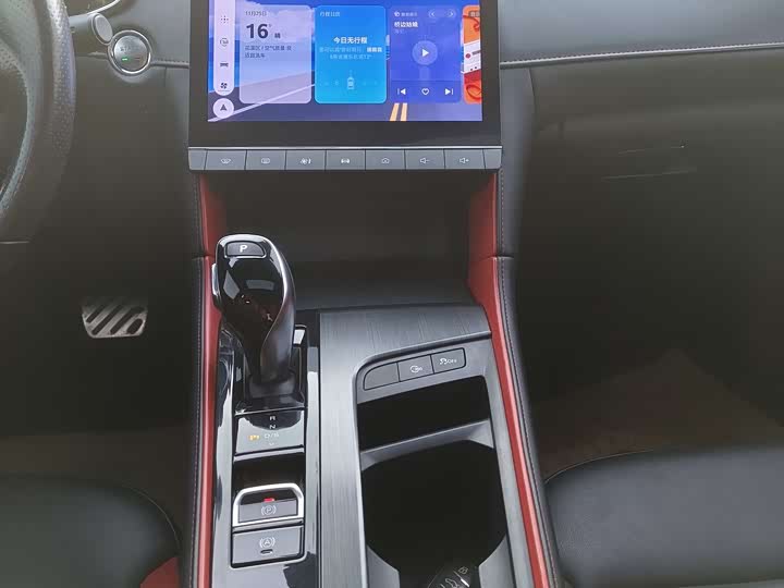 Фото 10 - MG Motor 6