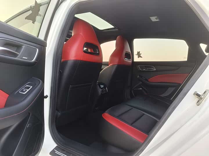 Фото 8 - MG Motor 6