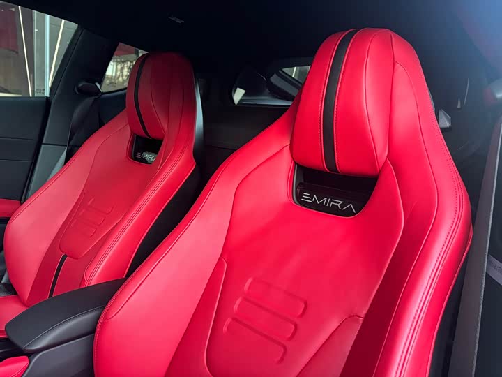 Фото 6 - Lotus Emira