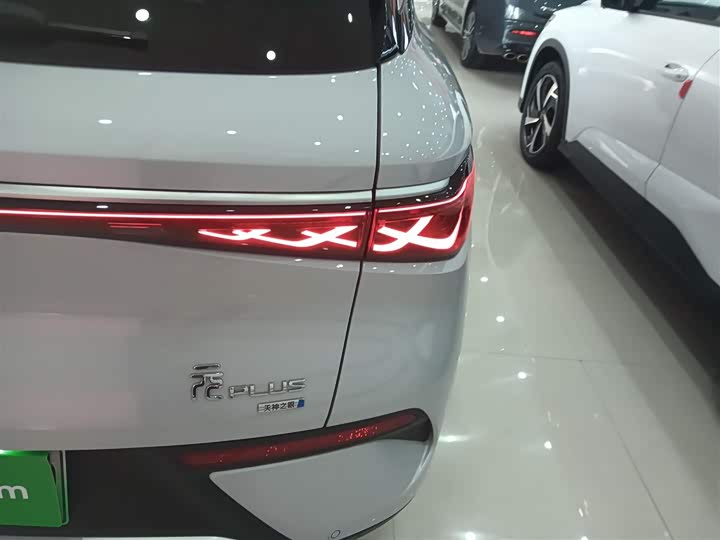 Фото 8 - BYD Yuan Plus