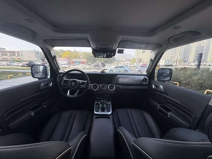 Фото 6 - Tank 300