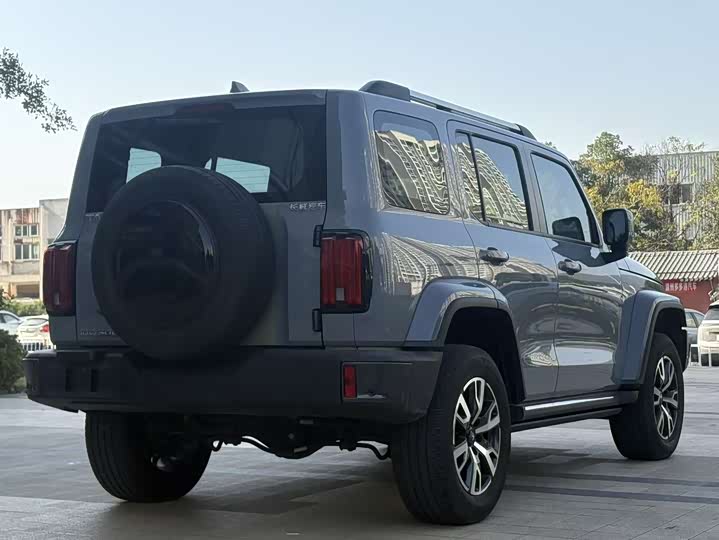 Фото 7 - Tank 300