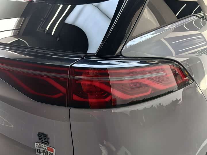 Фото 19 - BYD Tang Hybrid/EV