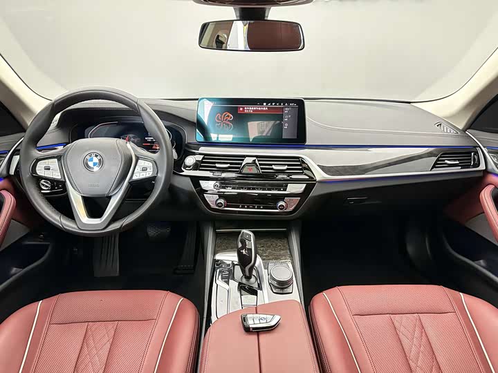 Фото 4 - BMW 5 Series