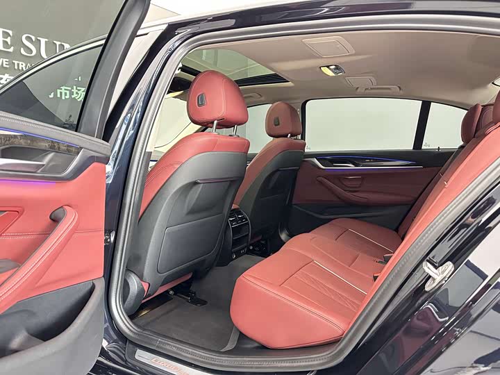 Фото 6 - BMW 5 Series