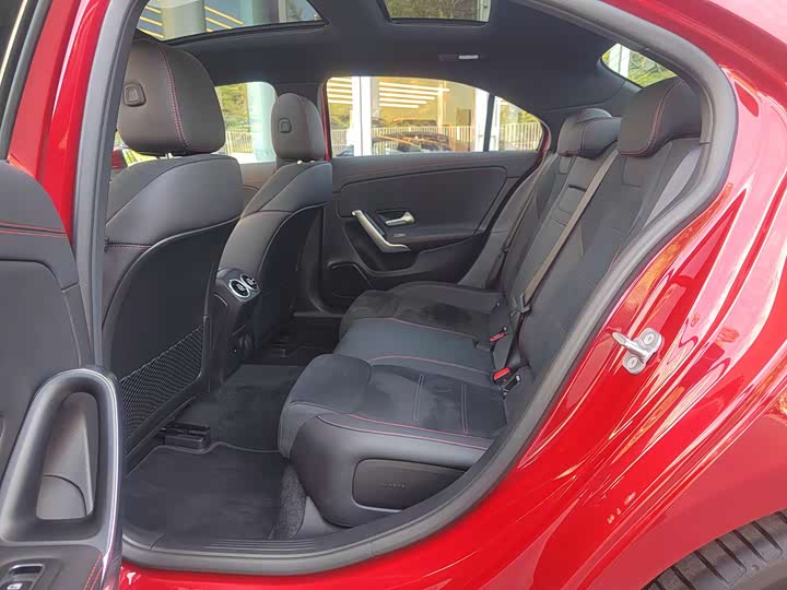 Фото 7 - Mercedes-Benz A-Class