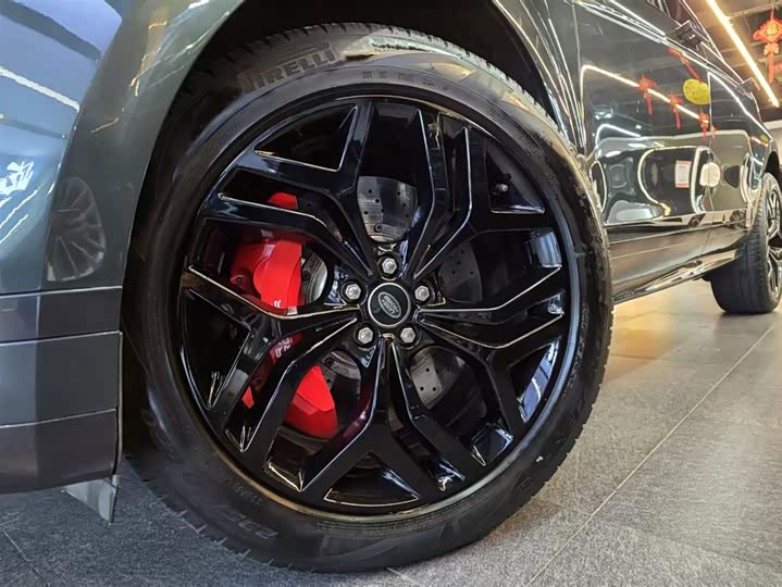 Фото 17 - Land Rover Range Rover Evoque L