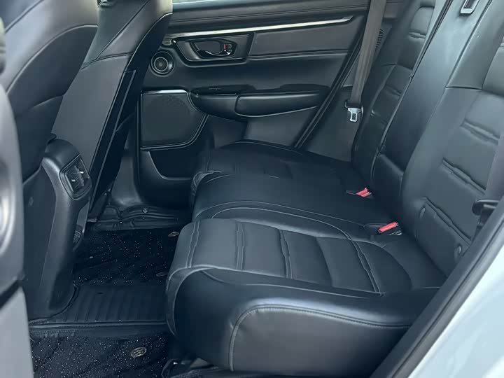 Фото 6 - Honda CR-V