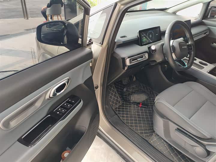 Фото 16 - GAC Aion Y