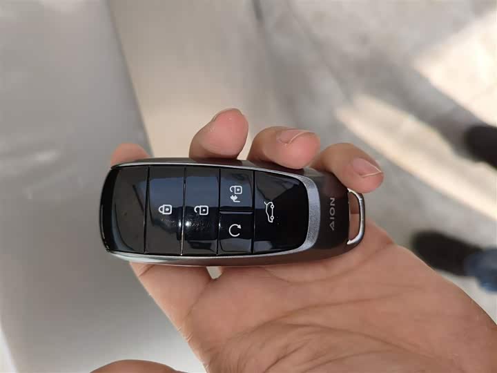 Фото 9 - GAC Aion Y