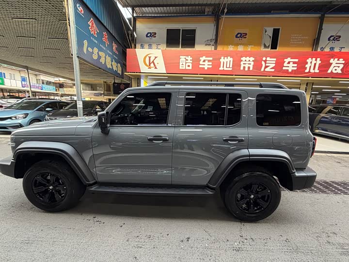 Фото 34 - Tank 300