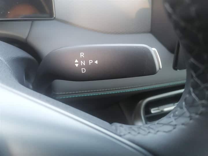 Фото 14 - BYD Qin Plus