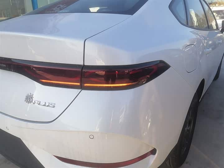 Фото 8 - BYD Qin Plus