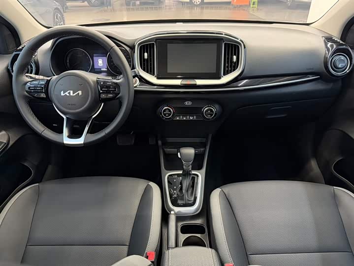 Фото 12 - Kia KX1