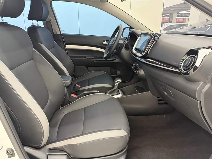 Фото 15 - Kia KX1