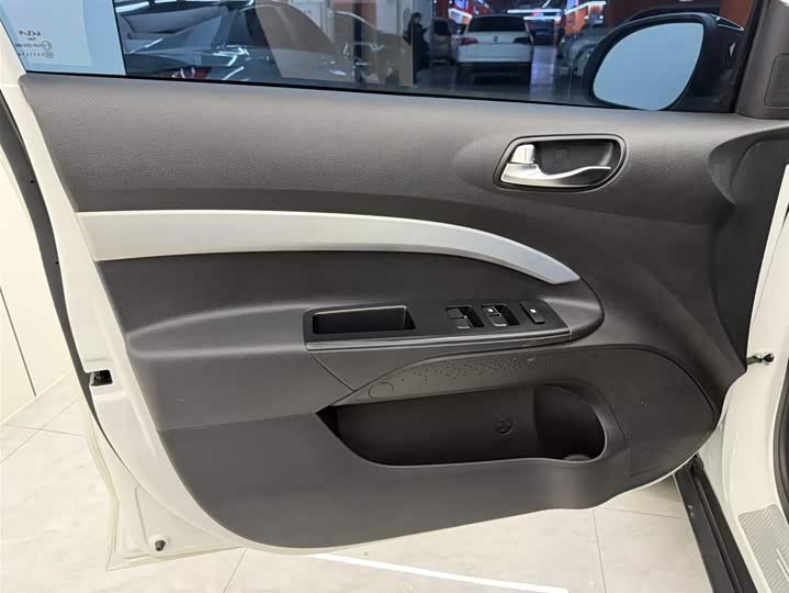 Фото 9 - Kia KX1