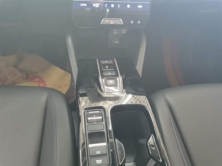 Фото 14 - Honda e:NS1