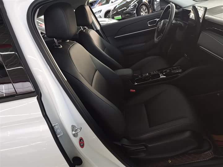 Фото 25 - Honda e:NS1