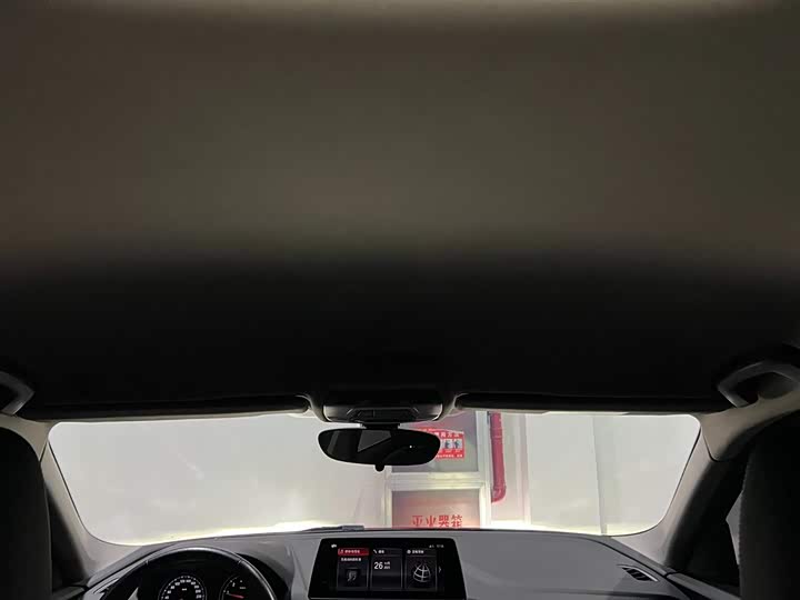 Фото 11 - BMW 1 Series