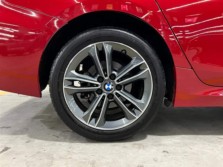 Фото 18 - BMW 1 Series