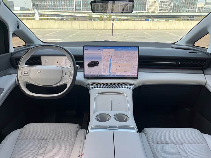Фото 16 - XPeng X9