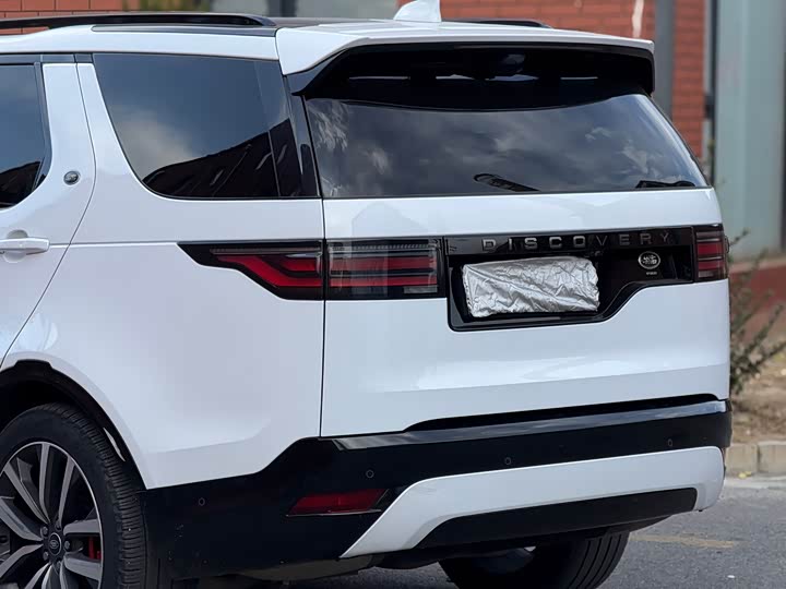 Фото 13 - Land Rover Discovery