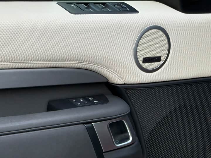 Фото 7 - Land Rover Discovery