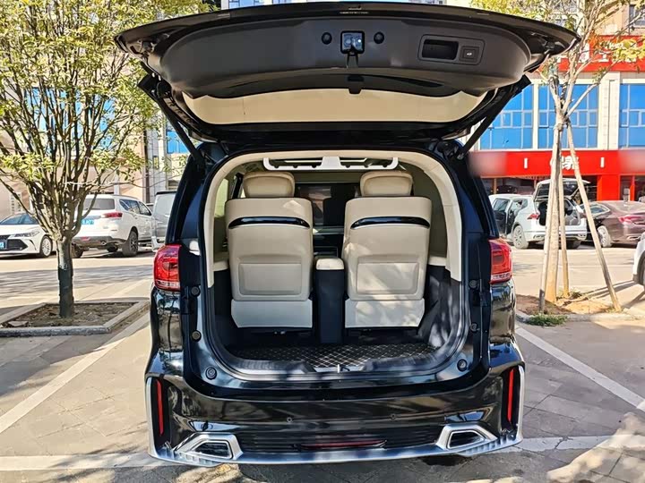 Фото 19 - GAC Trumpchi M8