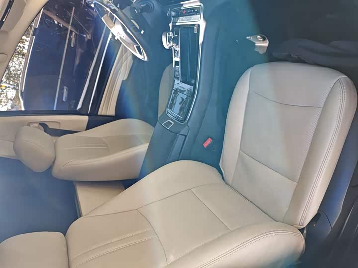 Фото 25 - GAC Trumpchi M8