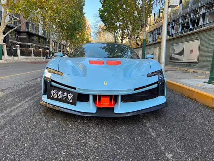 Фото 2 - Ferrari SF90