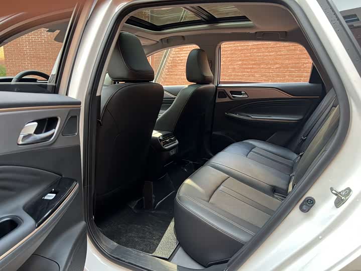 Фото 11 - GAC Aion S Plus