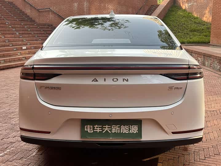 Фото 6 - GAC Aion S Plus