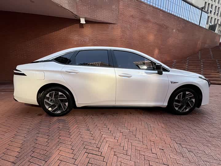 Фото 7 - GAC Aion S Plus